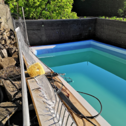 Piscine Extérieure à Coque : Élégance et Facilité d'Entretien Gennevilliers